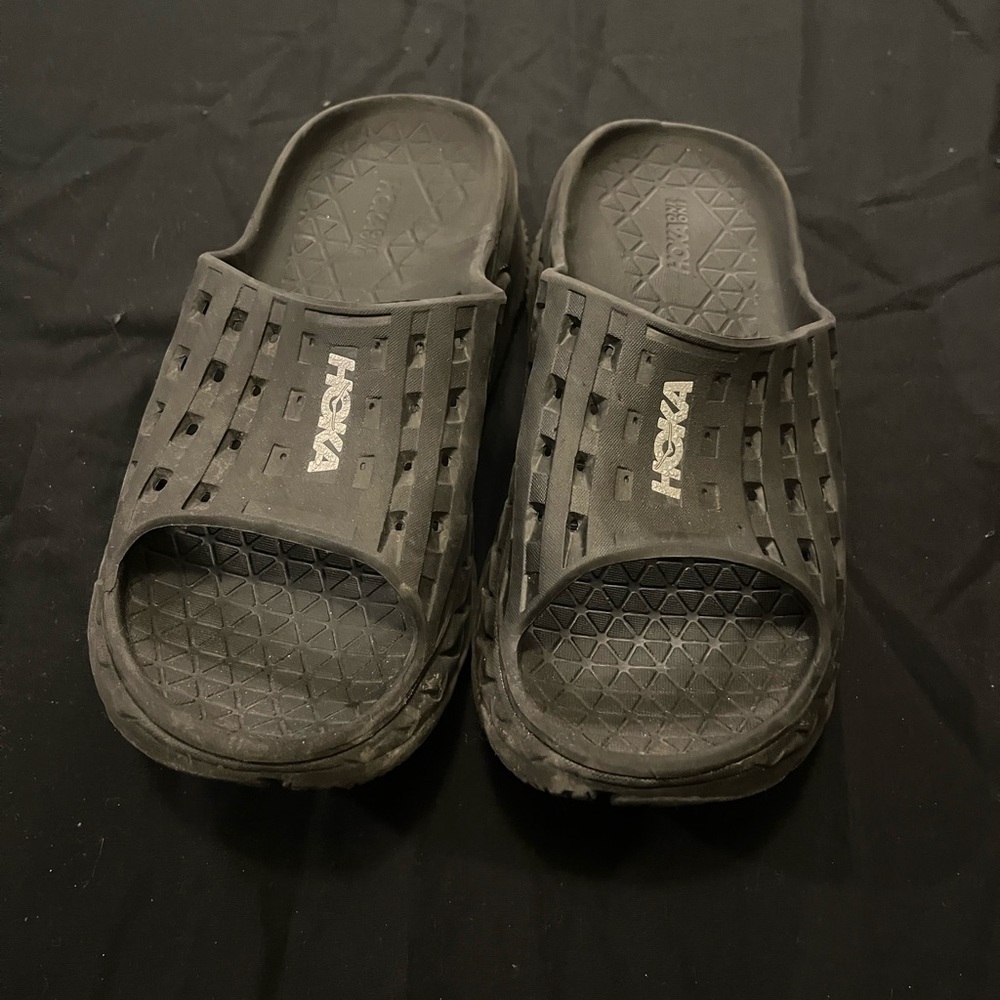 Hoka Ora Recovery Slides. Mens. Size 9.